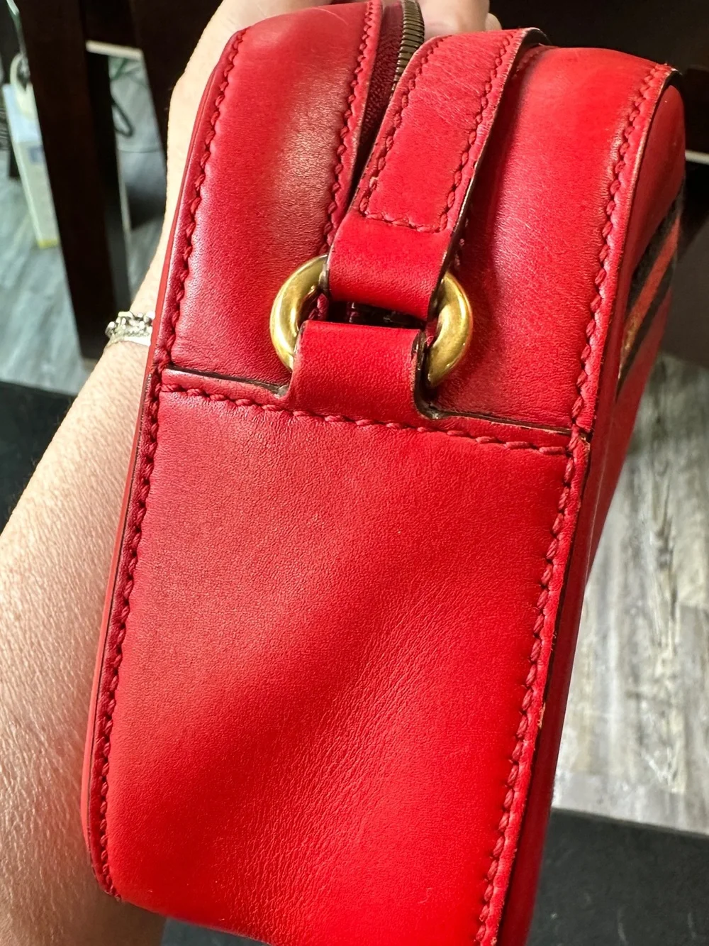 Gucci Webby Bee Red Leather Web Stripe Shoulder Crossbody Bag Authentic